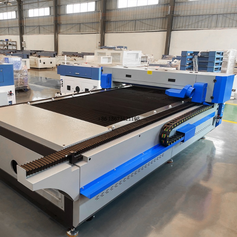 Automatische CNC CO2-snij- en  - Acrylic Cutting Machine recensie en prijs