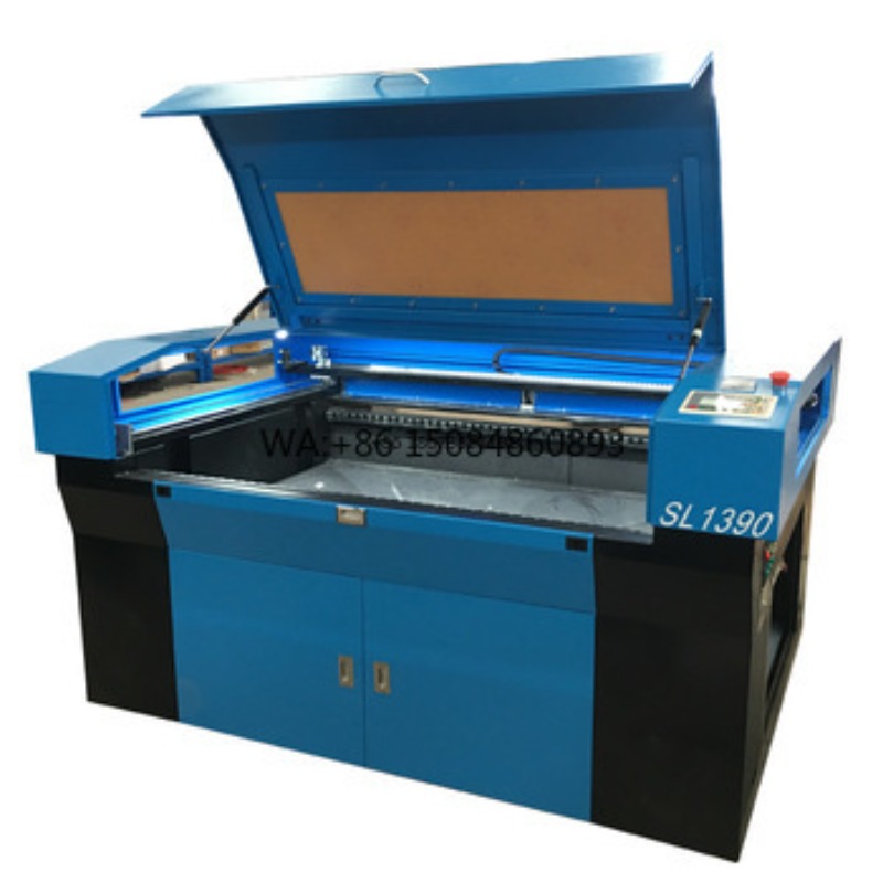 CNC 9060 CO2 snij- en graveerm - Acrylic Cutting Machine recensie en prijs
